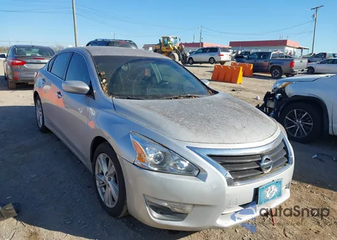 2013 Nissan Altima 2.5 Sv z USA, uszkodzony, nr VIN 1N4AL3AP2DC265098